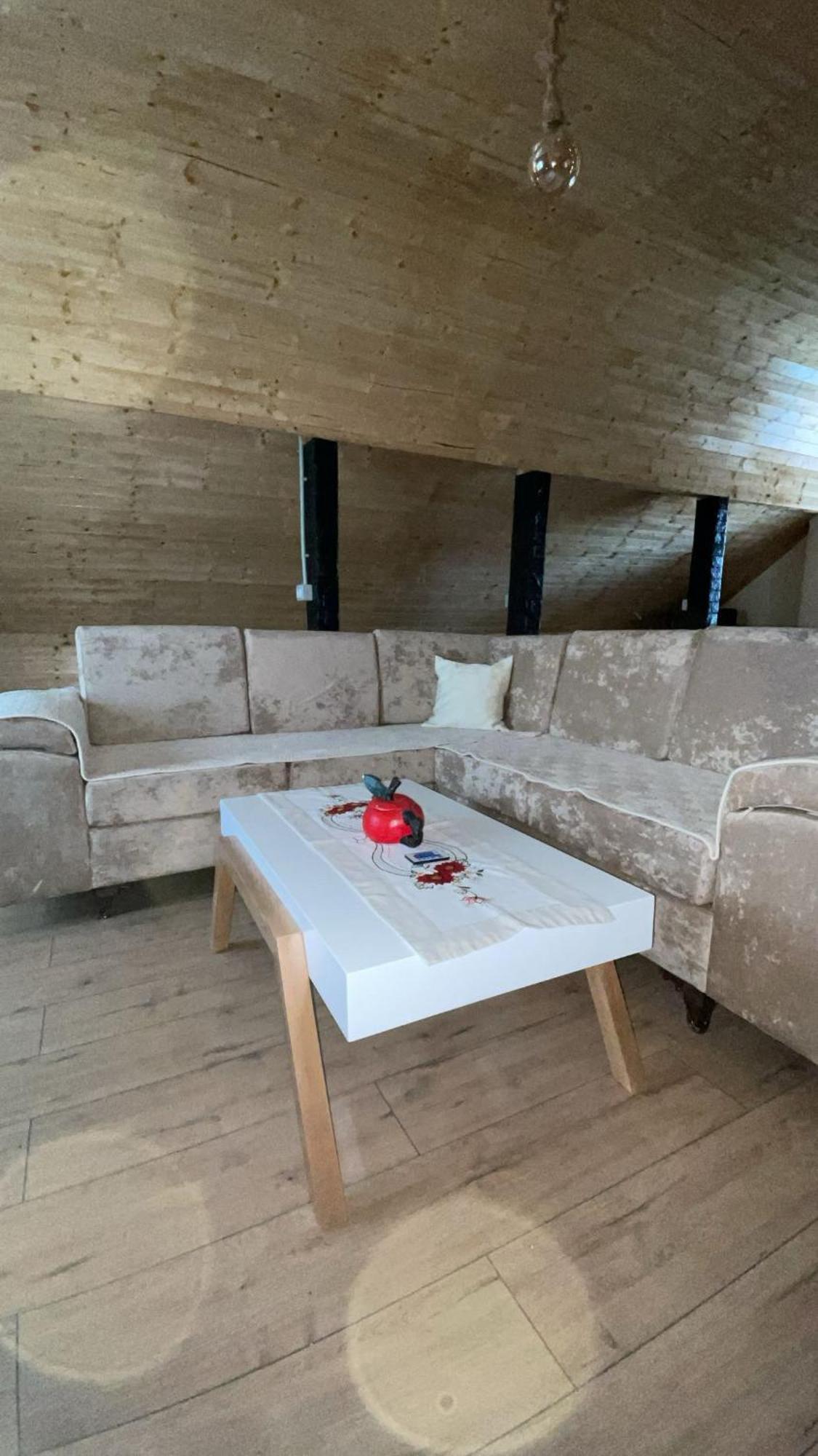 Riza Guest House Puke المظهر الخارجي الصورة